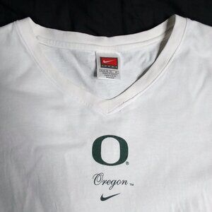 Vintage Nike Team Oregon Ducks T-Shirt Mid Swoosh Travis Scott